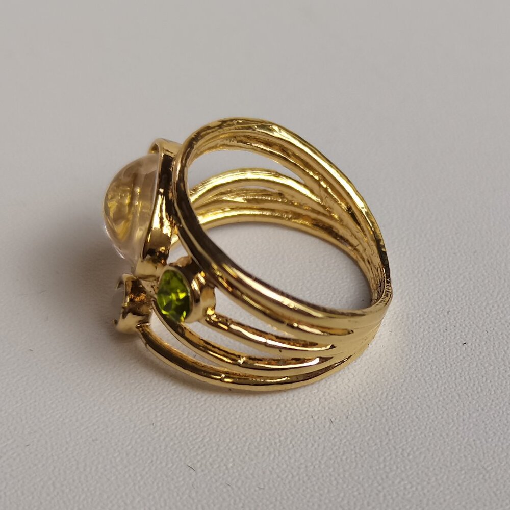 Almost new classic fashion ring for women - Picture 5 of 5